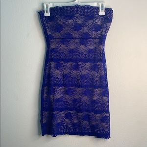 Lace body con dress.